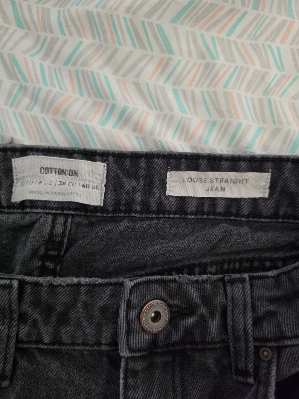 Cotton On Women's Loose Straight Jean - Picture 3 of 3